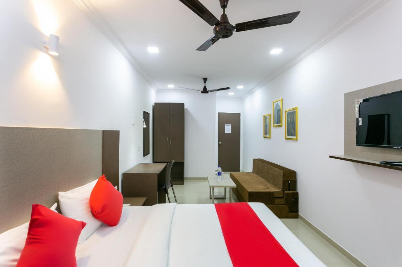 מלון מומביי Collection O 74412 Ardaas Residency מראה חיצוני תמונה