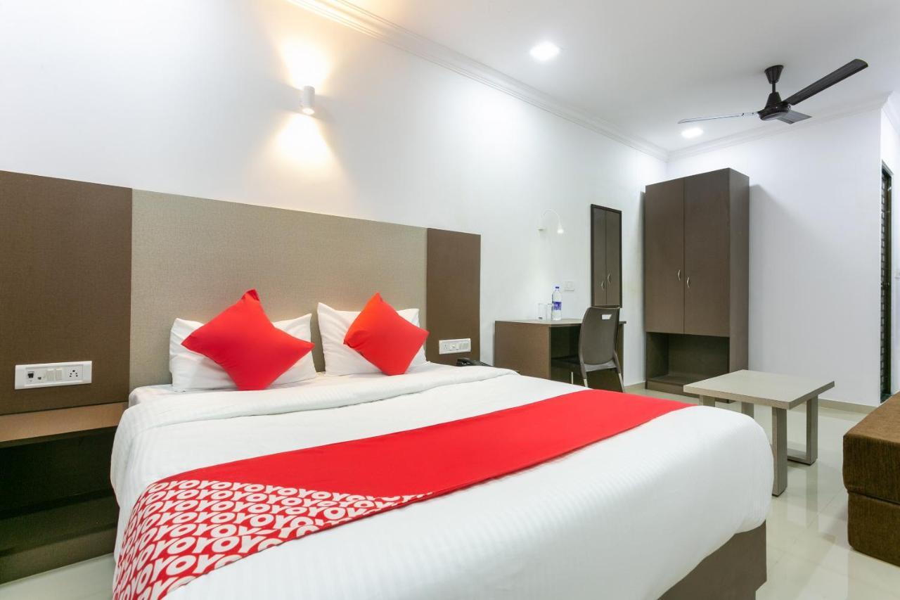 מלון מומביי Collection O 74412 Ardaas Residency מראה חיצוני תמונה